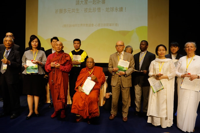 世界宗教博物館17歲南傳高僧與宗教界獻上祝福 世界宗教博物館 世界宗教博物館17歲南傳高僧與宗教界獻上祝福 世界宗教博物館